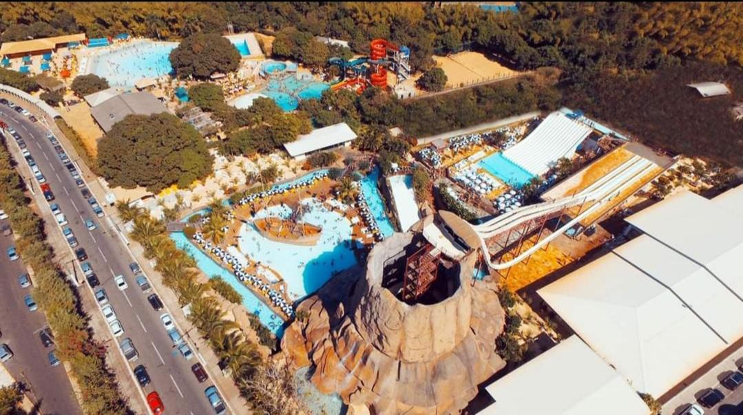 Отель Piazza Acqua Park Reservas Калдас-Новас Экстерьер фото